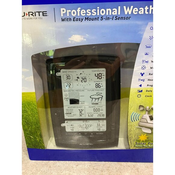 AcuRite Professional Weather Center With 5-In-1 Sensor Wireless Indoor/Outdoor T - Picture 9 of 9